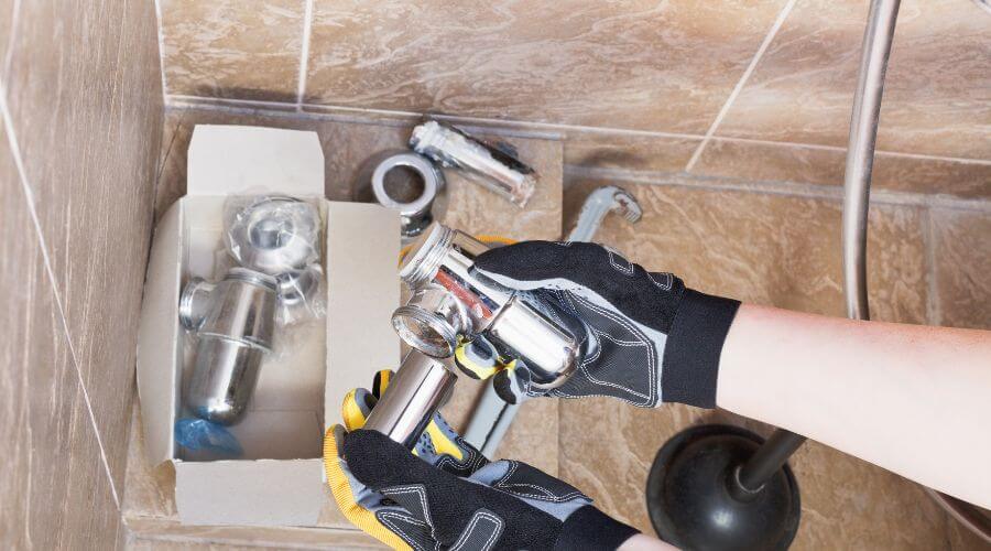 Professional gutter cleaning in Colfax, ND